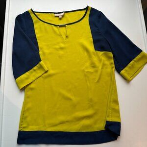 Banana Republic short sleeve yellow & blue blouse - size XS